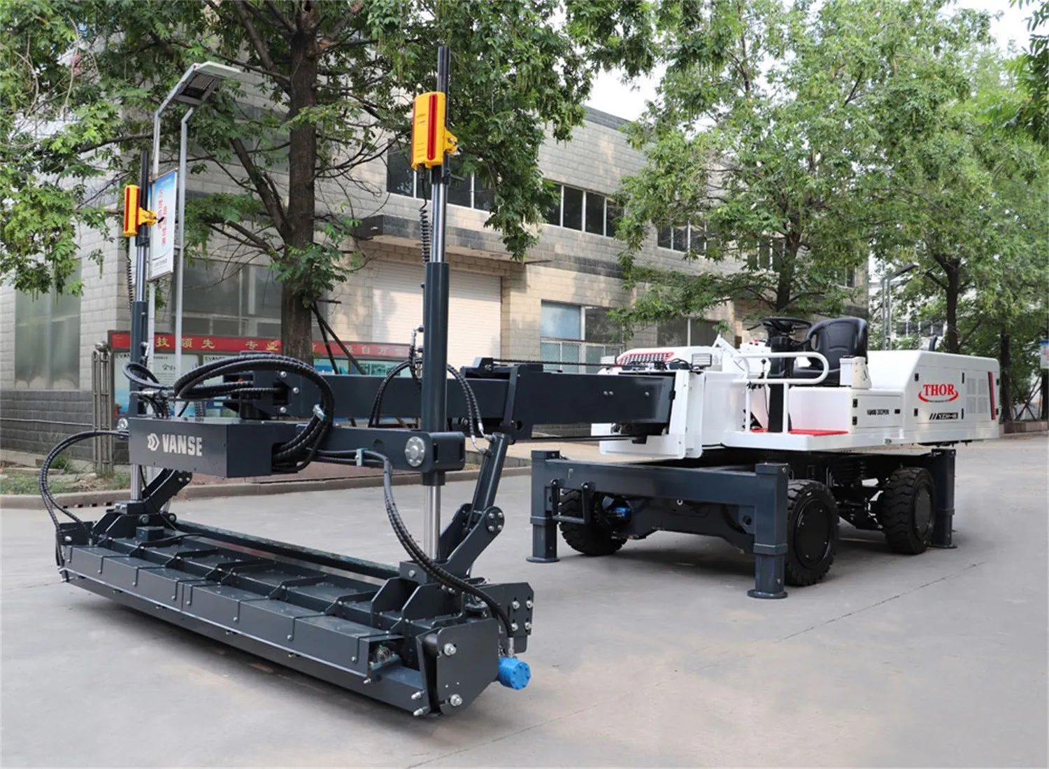 Concrete laser leveling machine operator training 2 info-1500-1099